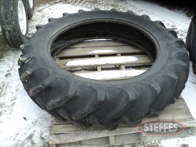 14.9-38 tire,_1.JPG